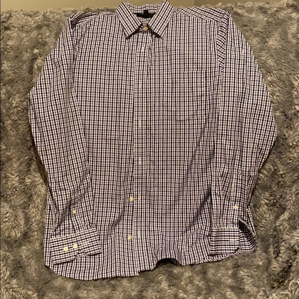 Men’s dress shirt